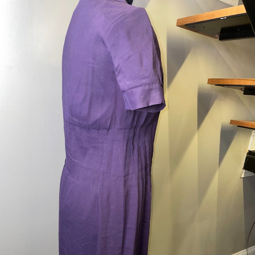 Theory Pleated Waist Dress in Purple Linen - Picture 3 of 6